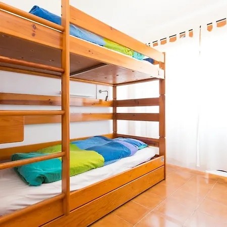 Baleal Surf Camp - 1 * Peniche