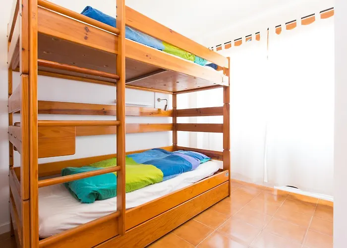 Baleal Surf Camp - 1 * Peniche