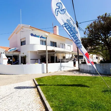 Baleal Surf Camp - 1 * Peniche