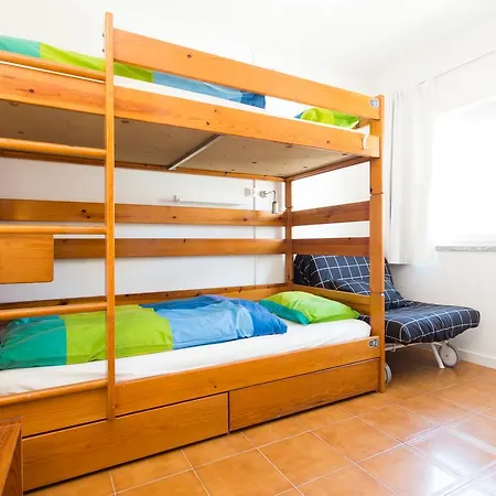 Hostel Baleal Surf Camp - 1 *